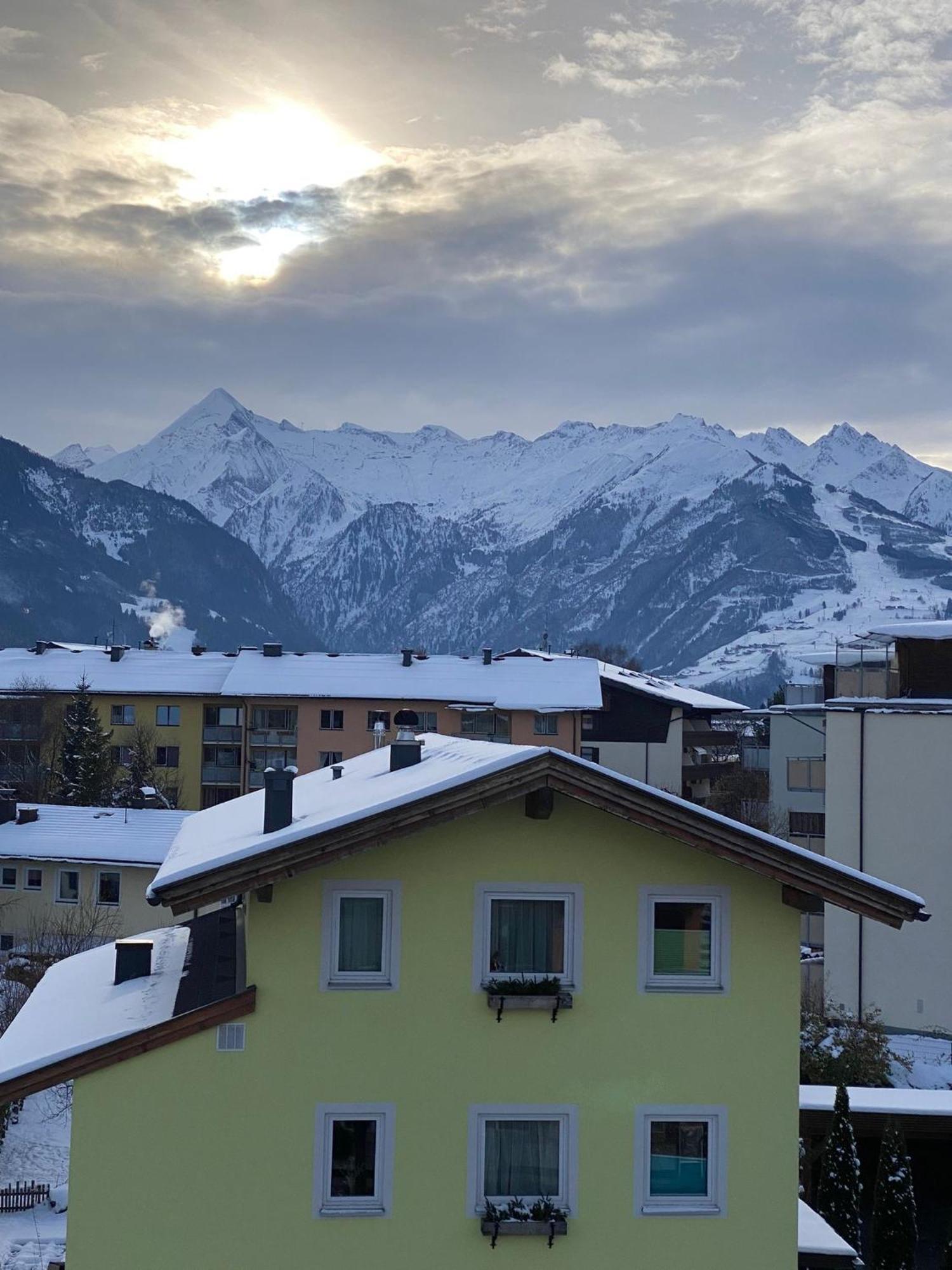 Отель Marina Alpen Haus Целль-ам-Зе Экстерьер фото